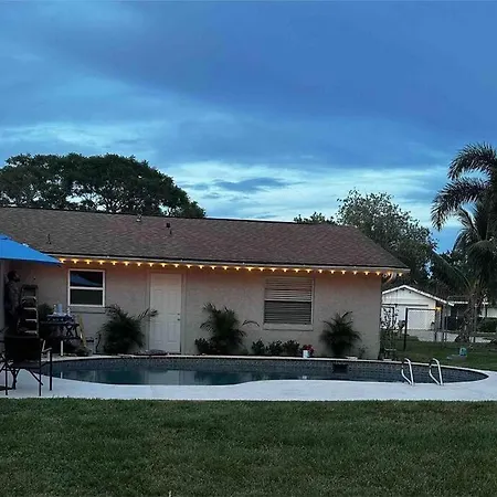 Rogue Bungalow